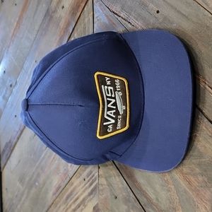 Vans off the wall full patch snapback cap